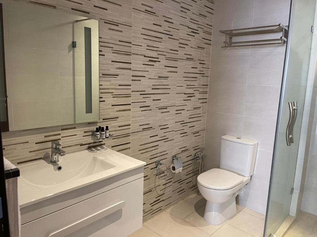 Luxury Modern Apartment In The Heart Of Marrakesh. Bagian luar foto